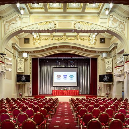 Ambassador Zlata Husa Praga Zewnętrze zdjęcie The main auditorium