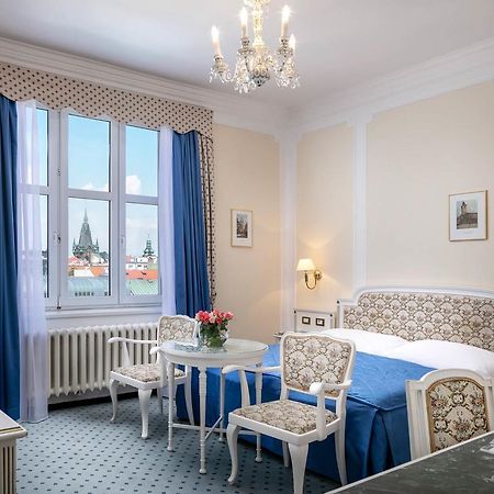 Ambassador Zlata Husa Praga Zewnętrze zdjęcie A room at the hotel