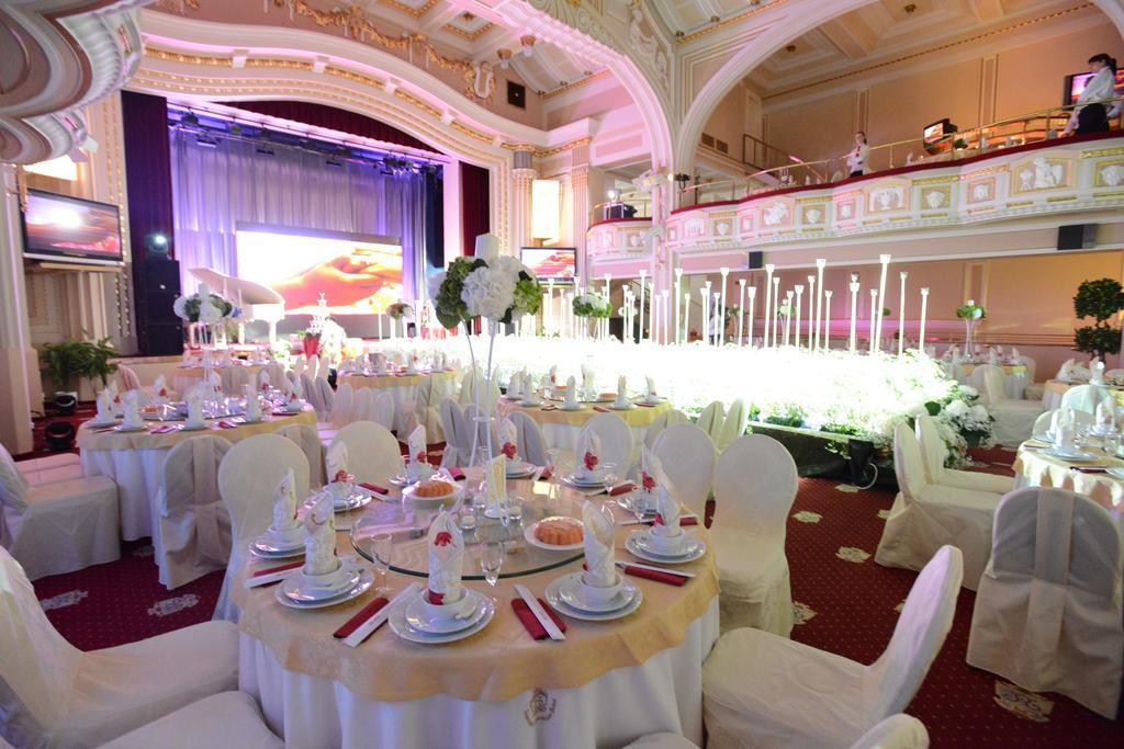 Ambassador Zlata Husa Praga Zewnętrze zdjęcie The Grand Ballroom