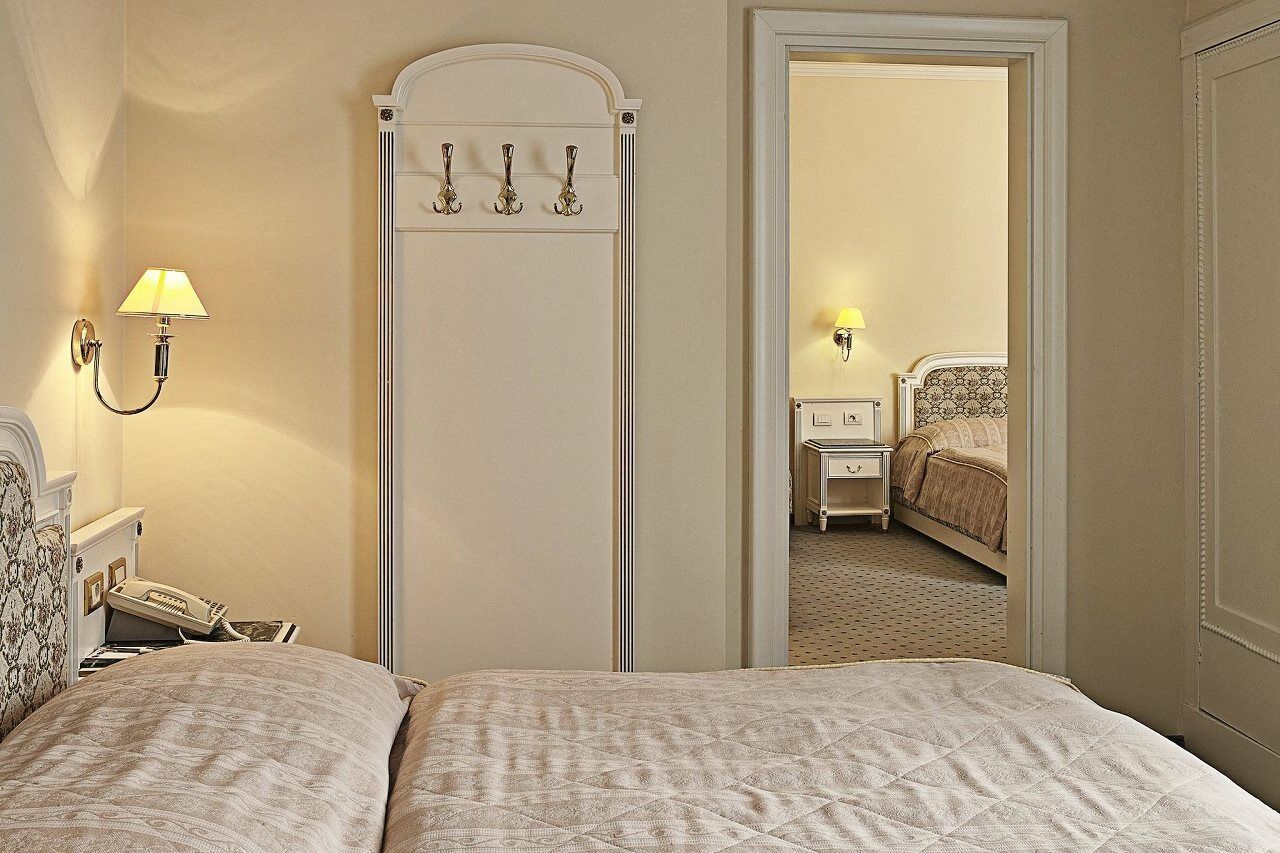 Ambassador Zlata Husa Praga Zewnętrze zdjęcie A room at the hotel